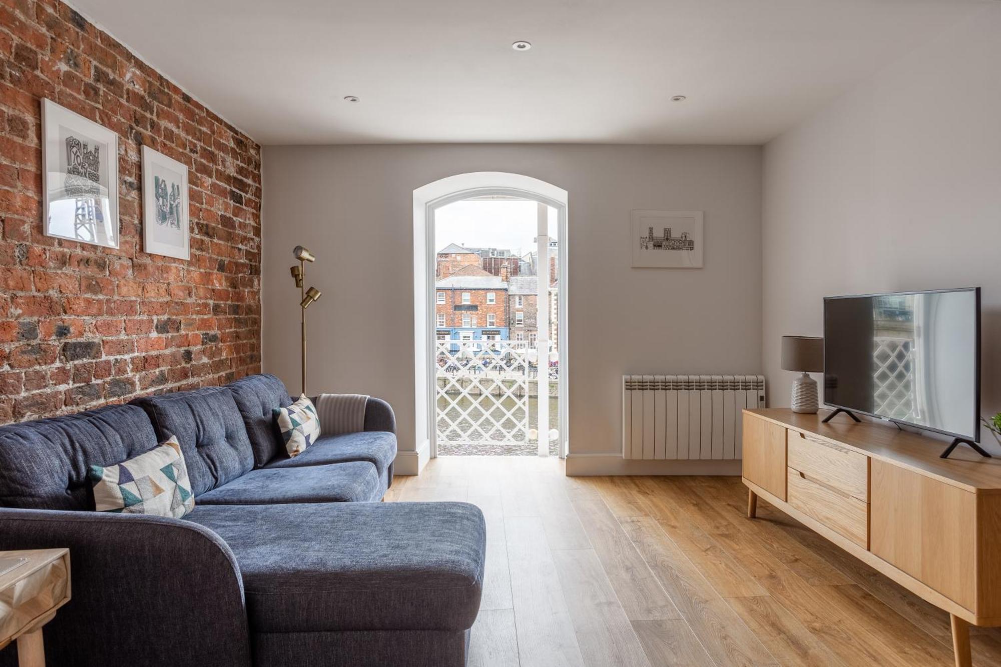 Luxury Apartment Woodsmill View - On The River - With Balcony - Recently Refurbished York Exterior foto