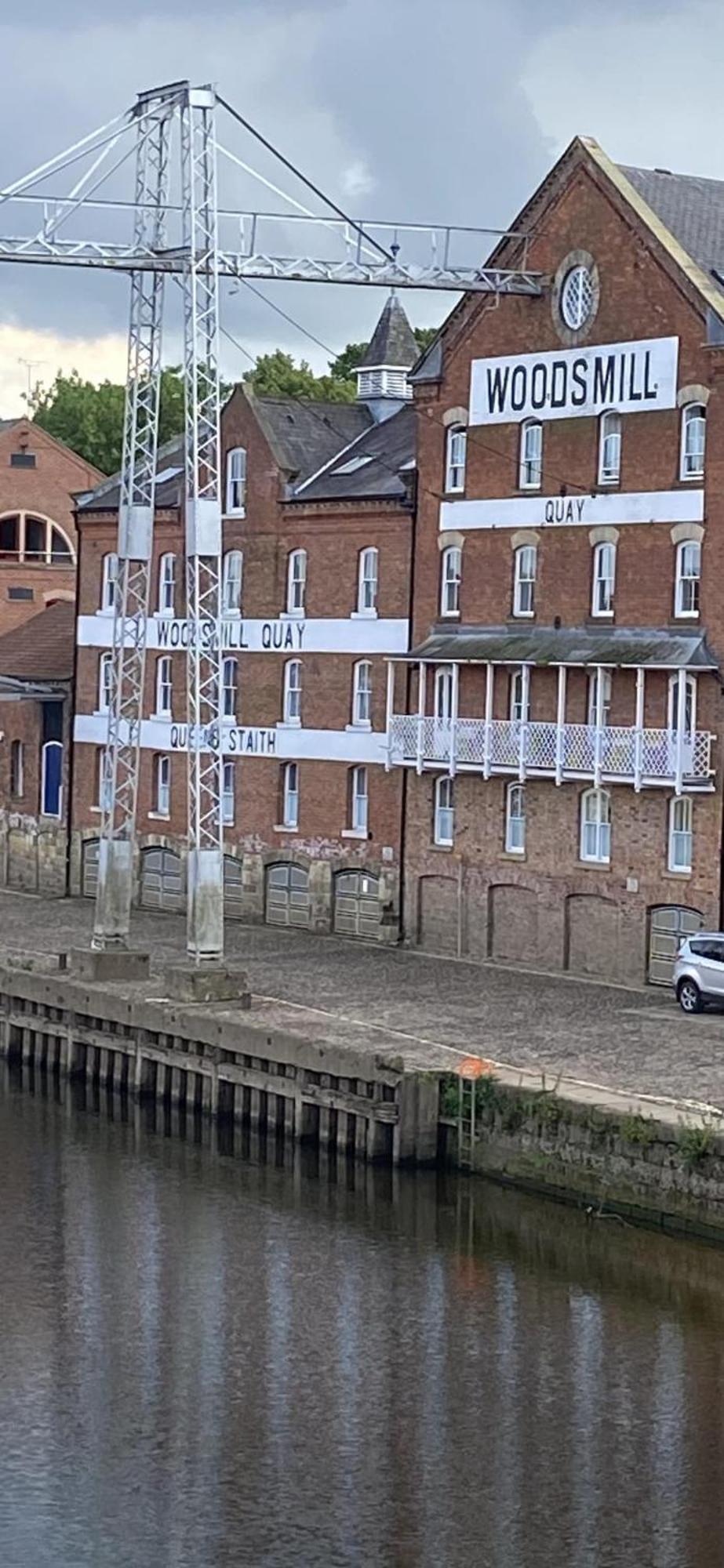 Luxury Apartment Woodsmill View - On The River - With Balcony - Recently Refurbished York Exterior foto